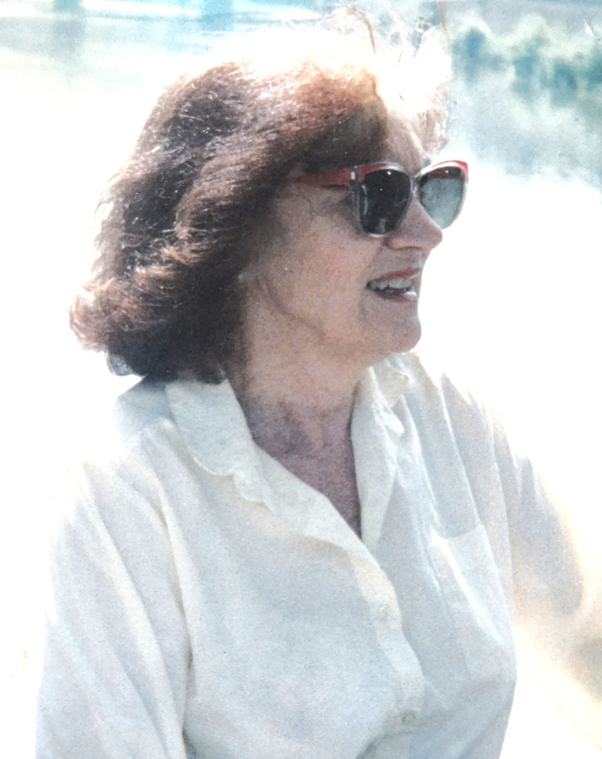 Author BIO: Lydia Penn